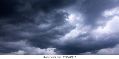 Dark Ominous Grey Storm Clouds Dramatic Stock Photo 1913403217