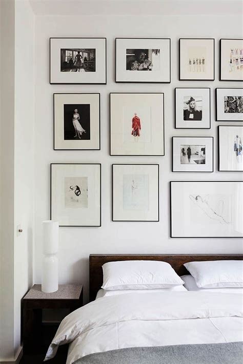 Beautiful Gallery Wall Decor Ideas To Show Photos 07 | Gallery wall