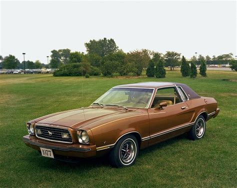 1977 Ford Mustang Ghia Wallpapers