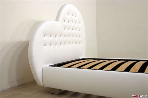 5,0 su 5 stelle 3. Letto a Forma di Cuore - VAMA Divani