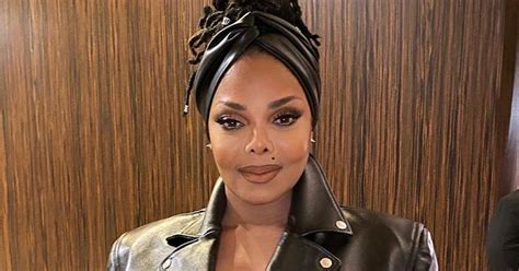 Janet Jackson Shares Gorgeous New Selfie Of Her Skin Glowing