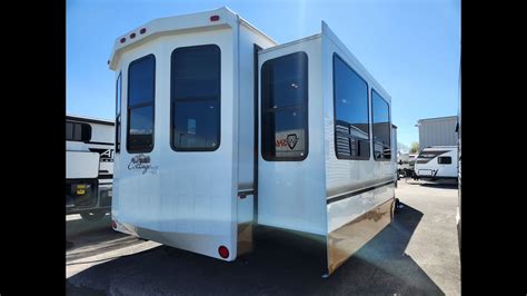 Unbelievable Deal: Pre-Owned CEDAR CREEK 40 CRL, You Won't Believe What