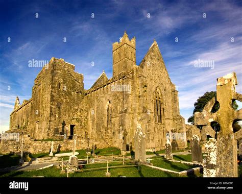 Quin Franciscan Friary Coclare Ireland Stock Photo Alamy