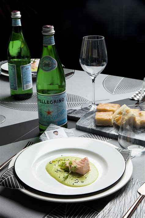 L arte di apparecchiare la tavola. L'arte di apparecchiare la tavola per una cena - La Cucina ...