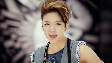 Many women are absorbed with the actualization of abounding of today's new korean hairstyles male 2018 pop and television stars Pin on F(x)