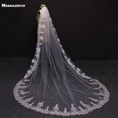 2019 One Layer Lace Edge 3 Meters Bling Sequins Cathedral Wedding Veil