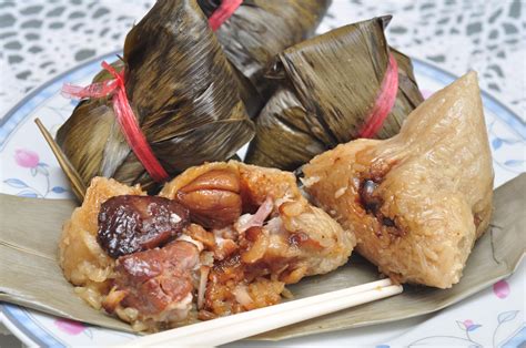 Veronica's Kitchen: Glutinous Rice Dumplings