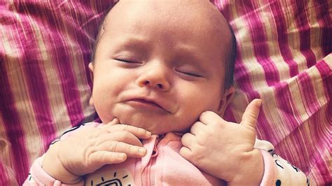 22 Gambar Lucu Bayi Berkumis Gambar Lucu Unik