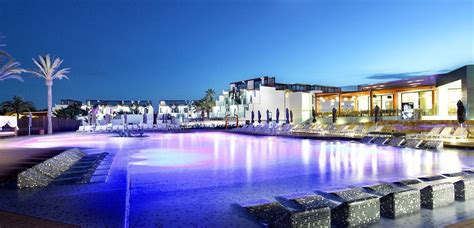Maybe you would like to learn more about one of these? Hard Rock Hotel Ibiza, de vacaciones como una estrella del ...