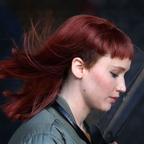 As of august 2021, jennifer lawrence has a net worth amounting to $150 million. Taglio capelli rossi 2021: la svolta scarlatta di Jennifer ...
