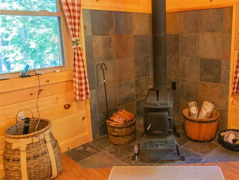 View photos, research land, search and filter more than 69 listings | land and farm. Waterfront Log Cabin For Sale in Lincoln, Maine