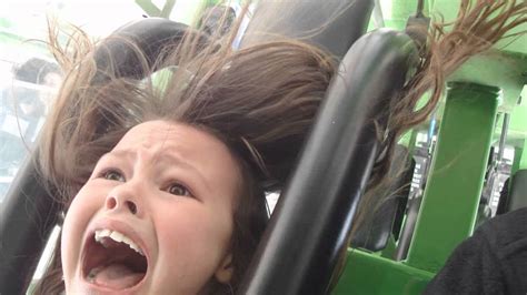 Girl Freaks Out On Scary Amusement Park Ride Youtube