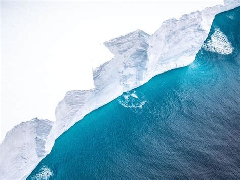 Photos Capture Worlds Largest Iceberg As It Heads Toward South