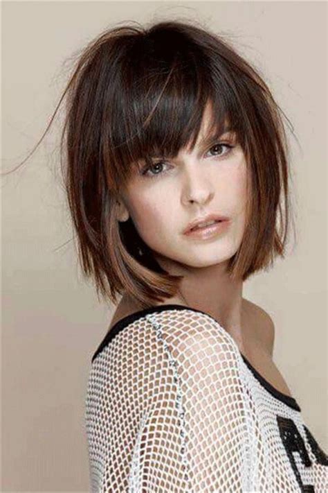 Top Side Part Bob Haircuts Trending In In Short Straight
