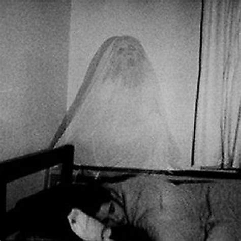 Pin De Md Corvus En Ghost Fotos De Fantasmas Reales Imágenes De Fantasma Fantasmas Reales