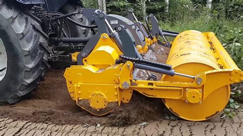 Forestry mulcher are also known as brush cutters, cutter heads, mulchers, mulching heads and so on. Forestry mulcher MeriCrusher MJHS-240 STX + sizing screen ...