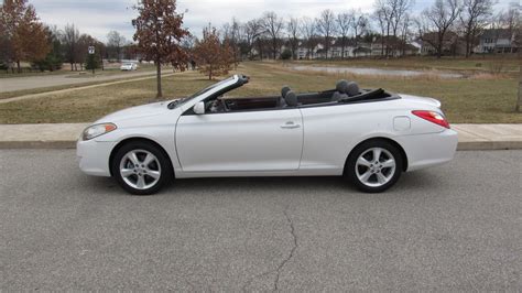 The purpose of this channel is not to hiring or look for employees it is only to gave you an idea how classic cars interior are made it or can be made it and how can you repair regulars seats reupholster headline install a convertible top etc. 2006 Toyota Solara Convertible | G98.1 | Kissimmee 2017