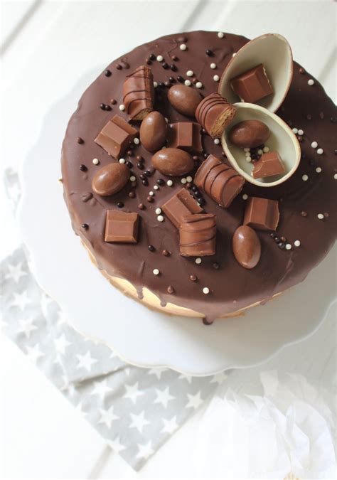 Kinder-Schokoladen-Geburtstagstorte | Kinder schokolade, Geburtstagstorte, Kleiner kuchen