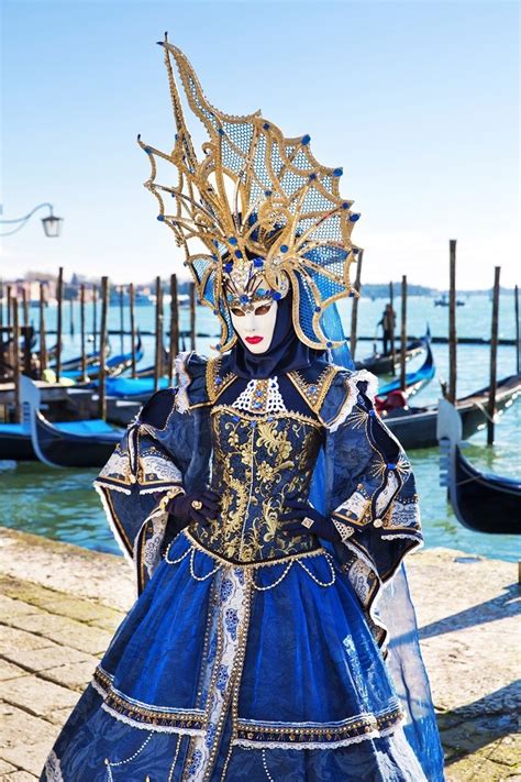 Carnaval Vieren In Venetië Maskers Verplicht
