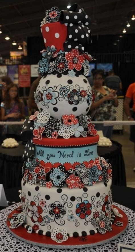 164 Best Images About Beatles Cakes On Pinterest