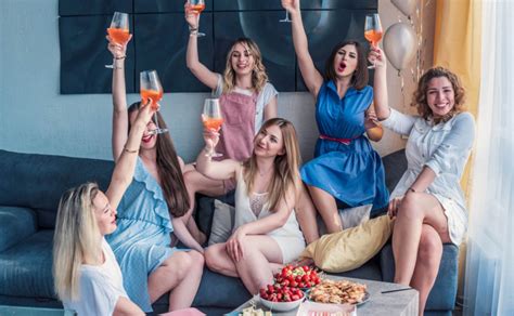 Bottomless Brunch House Of Hens Hens Party Ideas