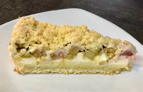 Rhabarberkuchen Mit Pudding Und Streusel Rezept Reise Mama