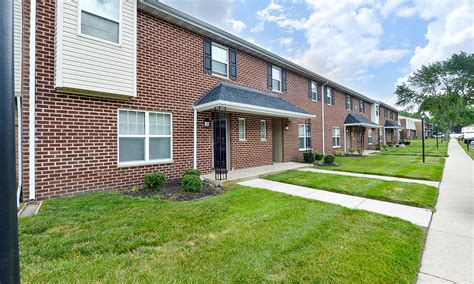 Whether your budget is geared towards $76,000 or $18,500,000, it's all available in blackwood. Photos of The Fairways Apartment Homes | Apartments in ...