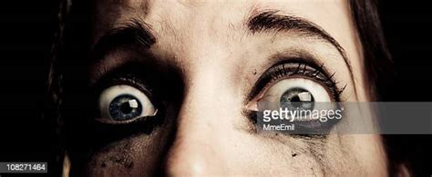 Scary Eyes Stockfotos En Beelden Getty Images