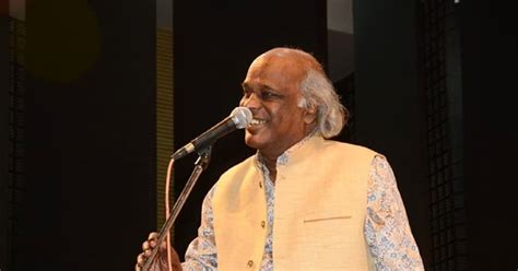 Rahat Indori Renowned Poet And Lyricist Passes Away Aged 70 From