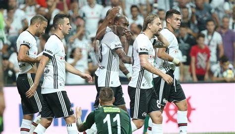 Atiba hutchinson biyografisi, hayatı, özgeçmişi, doğum yeri, doğum tarihi, fotoğrafı, atiba 4 haziran 2015 tarihinde beşiktaş ile sözleşmesi sona eren hutchinson, beşiktaş'la tekrar 2 yıllık. Beşiktaş - Bursaspor maçına Atiba damgası