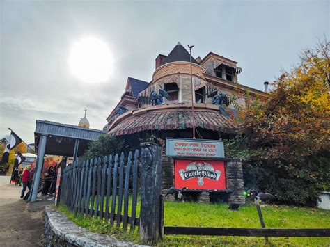 Castle Blood is a haunted house experience with a twist – Vacation