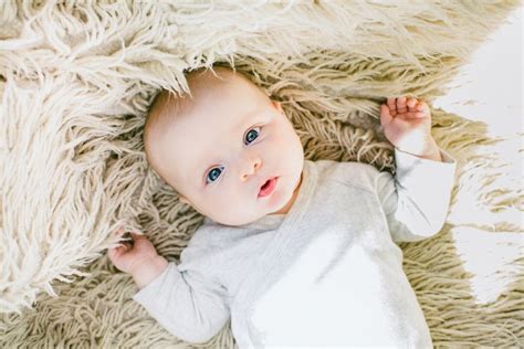 Aini nur alimah nama ini memiliki maksud agar anak tersebut bisa menjadi seseorang yang memiliki seorang yang berpengetahuan yang memiliki mata bercahaya. 7 Inspirasi Nama Anak Perempuan Bermakna Langit