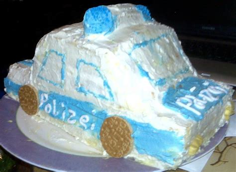 Anleitung zum wachsen des autos. Polizeiauto Kuchen - Polizei Kuchen -meine Anleitung ...
