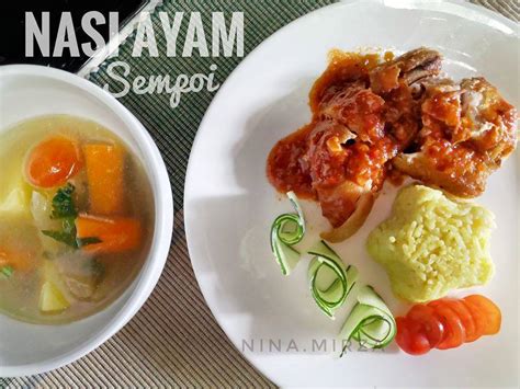 Nasi kebuli umi devi enak perpaduan beras premium dengan rempah khas asli timur tengah, susu , samin dan kaldu asli memberikan citra rasa yang gurih enak dan special. Resipi-Cara-Masak-NASI-AYAM-SEMPOI-Paling Senang-Mudah ...