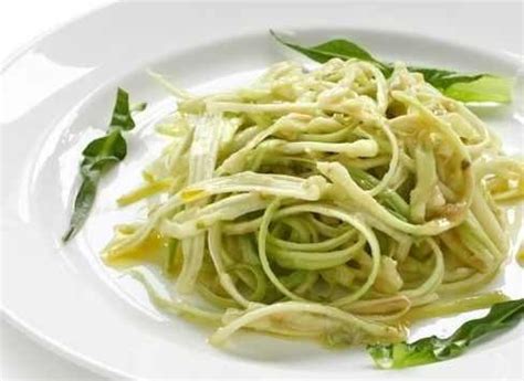 We did not find results for: Puntarelle con salsa di alici | Mangiare Bene