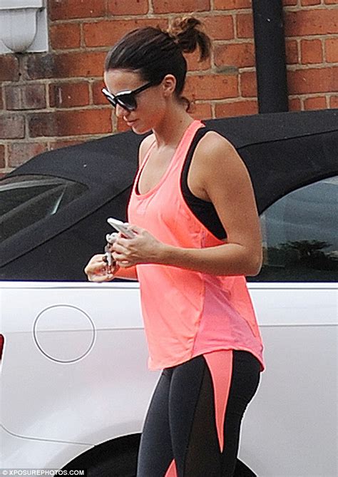 Lucy Mecklenburgh Shows Off Her Slender Physique In Vest And Slim Fitting Leggings Daily Mail