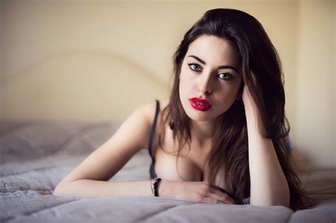 Wallpaper Model Women Brunette Gray Eyes Red Lipstick Gray Lingerie In Bed Looking At