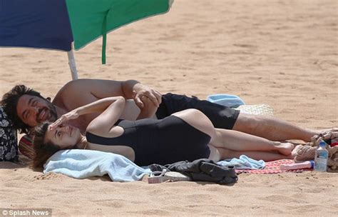 Penelope Cruz And Javier Bardem Enjoy Romantic Beach Break