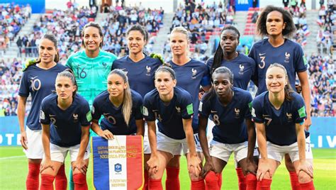 We did not find results for: Combien gagnent les joueuses de l'Équipe de France ...