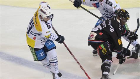 Complete player biography and stats. Ambri sechs Monate ohne Forechecker Stucki - FM1Today