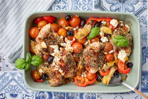 Griekse Ovenschotel Met Kip Alles In Ovenschaal My Food Blog