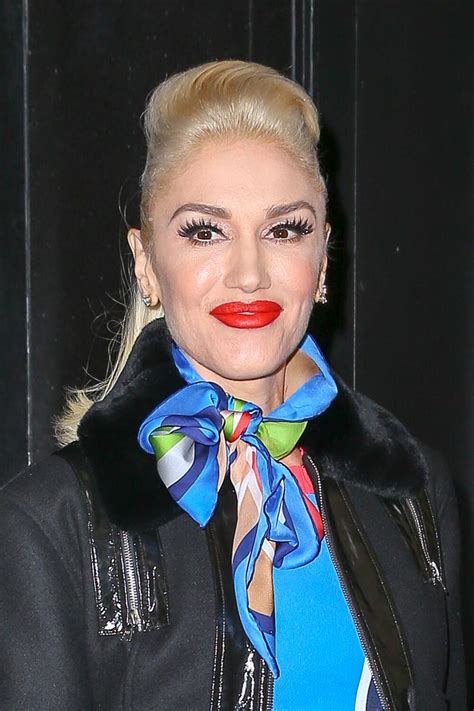 What Blake Wants Gwen Stefani Has A Face Full Of Botox Top Docs Say