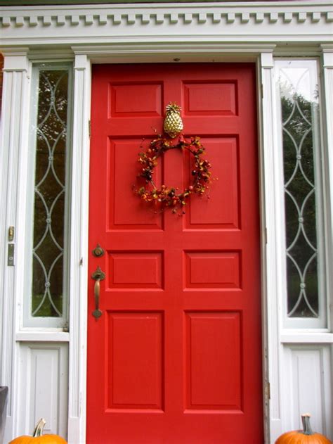 What Exterior Paint Colors Go With A Red Front Door