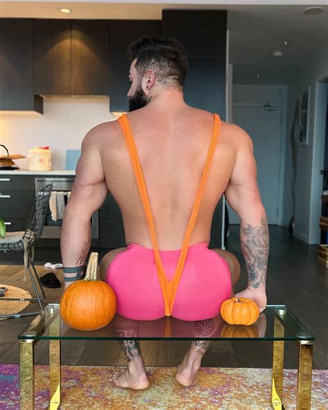 Muscle Gallery On Twitter Can We Please Crown Nunzziii As The Pumpkin King Hes Got My Vote