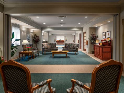 Kelly Funeral Home - Barrhaven Chapel - Nepean, ON - 3000 Woodroffe Ave