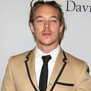 Thomas wesley pentz, better known as diplo, is one of the most dynamic forces in music today. Diplo - Biography, Family Life and Everything About | Wiki ...
