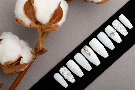 All White Wedding Press On Nails Lilium Nails