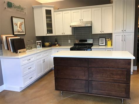 Colors may vary slightly online, so please visit our showroom to see products in person. River Run White Shaker Kitchen Cabinets from Williams ...