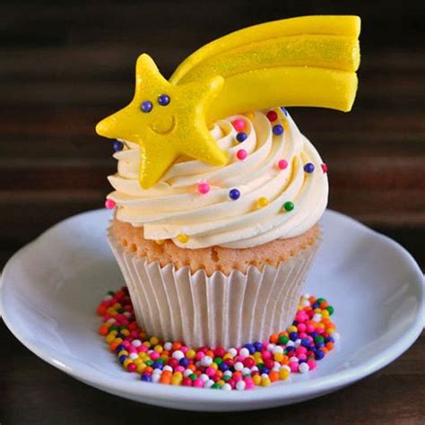 To Be A Cupcake Baking Star Read This First Star Cupcakes Cupcakes