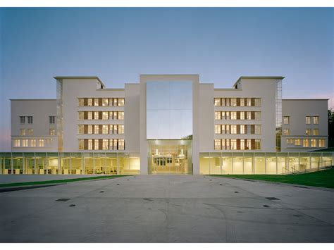 École presqu'ile à lyon : Ecole d'Architecture de Clermont-Ferrand - Dominique Lyon